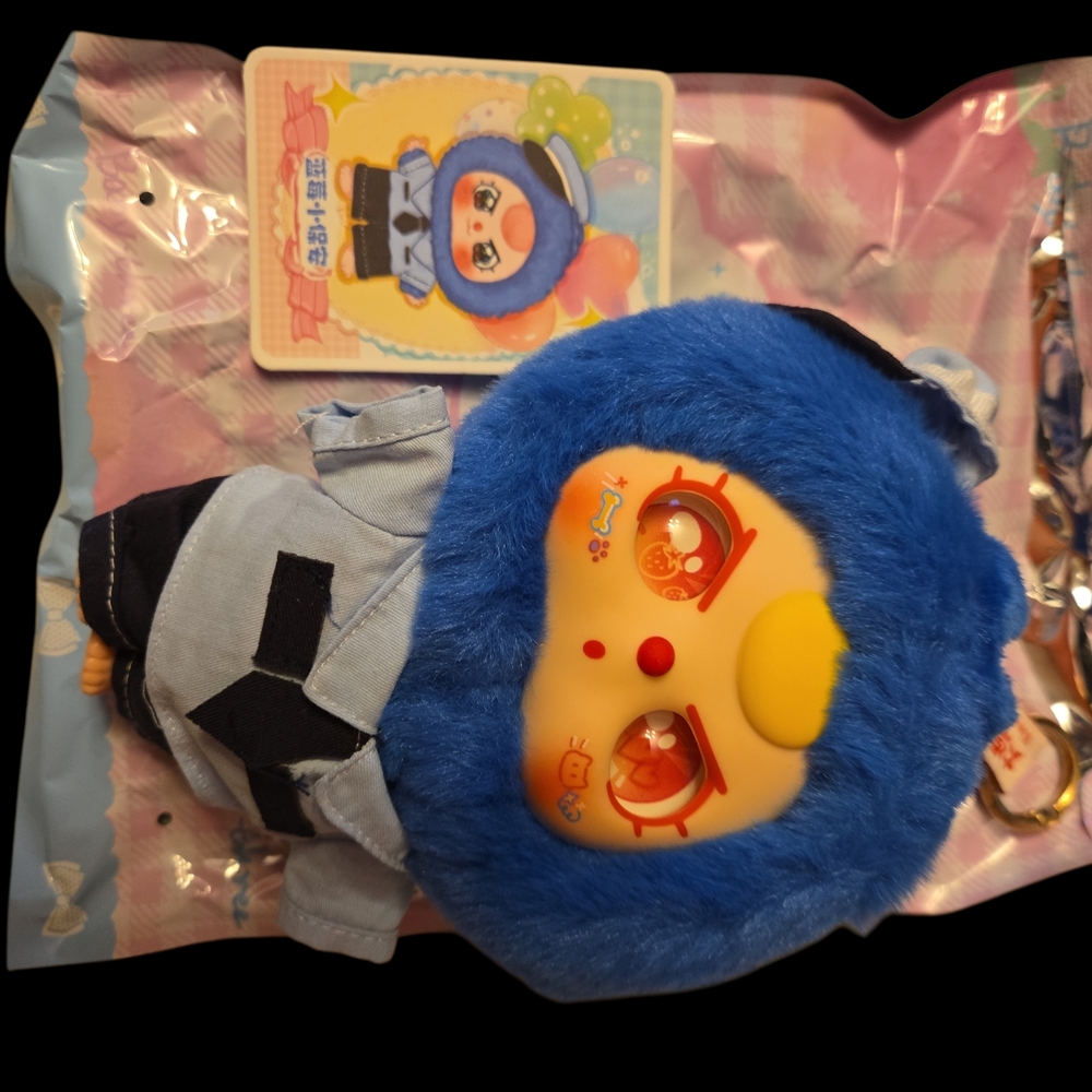 Baby Three Professional Dreamer Mailman Plushy Keychain- Confirmed - Picture 2 of 3